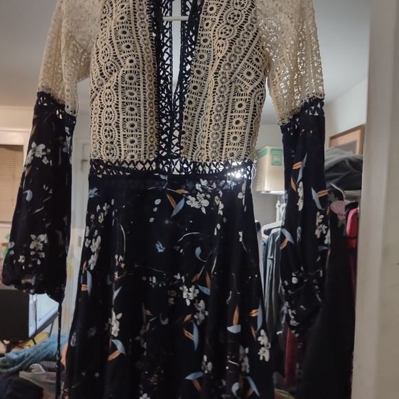 Hello Molly dress - Picture 5 of 5